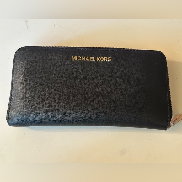Michael Kors large jet set wallet - Picture 1 of 10